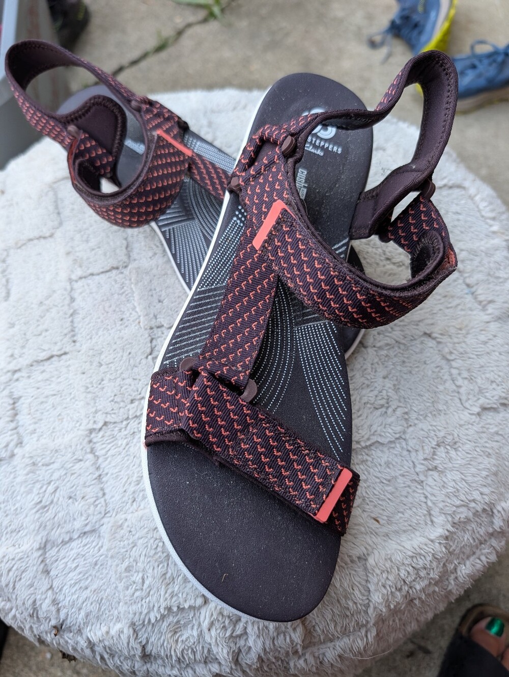 Cloudsteppers By Clarks Velcro Sporty Sandals Size 11W NEW